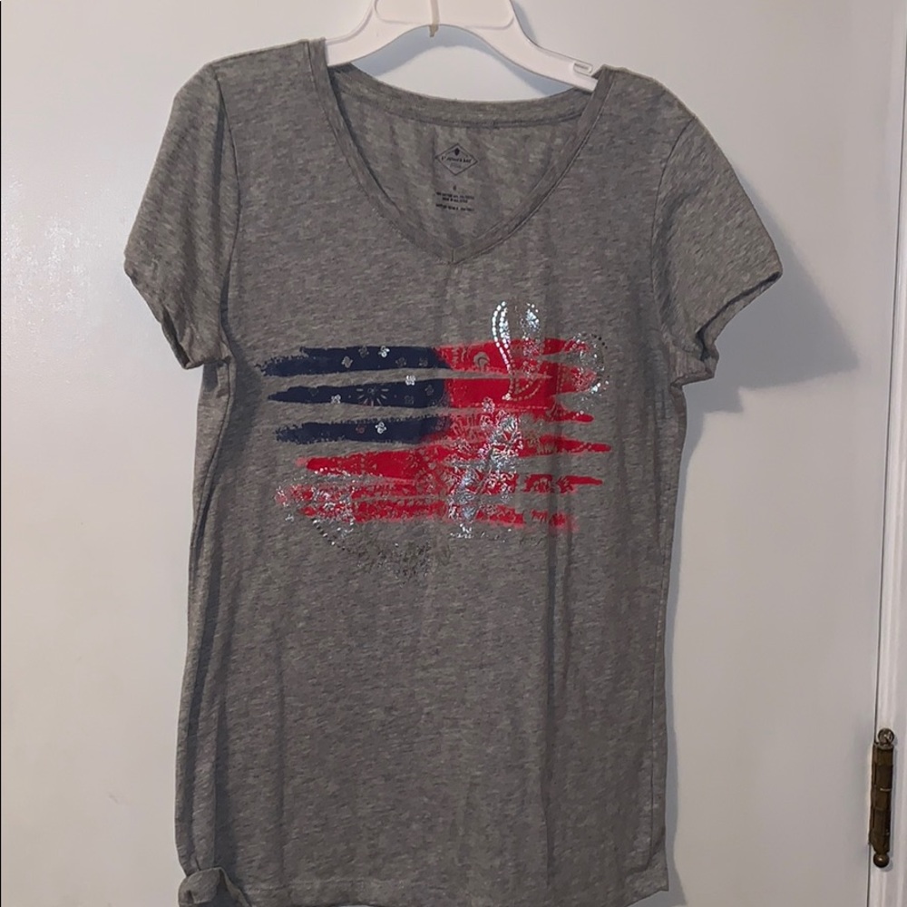 Grey American tee